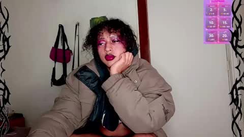 Snapshot of angelsdustxxx chatting on January 31, 9:16 am online show from January 31, 9:16 am