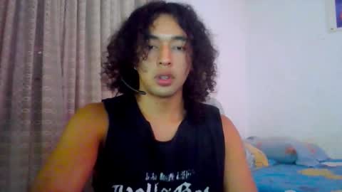 Snapshot of angelsdustxxx chatting on September 30, 4:39 am online show from September 30, 4:39 am