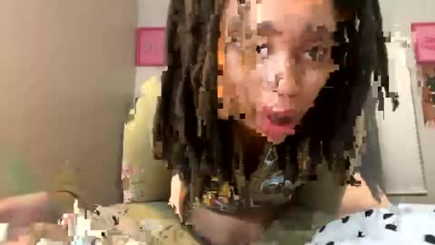 Snapshot of angelsosweeeet chatting on July 20, 7:44 am angelsosweeeet online show from July 20, 7:44 am
