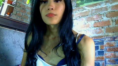 Snapshot of angelss666 chatting on April 6, 9:27 pm angelss666 online show from April 6, 9:27 pm