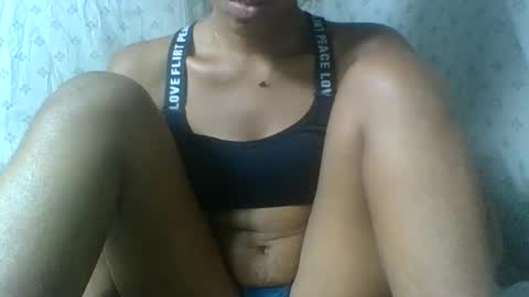 Snapshot of angeltta69 chatting on June 6, 7:07 pm angeltta69 online show from June 6, 7:07 pm