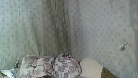Snapshot of angeltta69 chatting on June 7, 7:12 am angeltta69 online show from June 7, 7:12 am