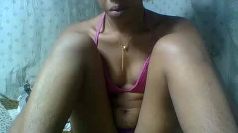 Snapshot of angeltta69 chatting on June 7, 7:17 pm angeltta69 online show from June 7, 7:17 pm