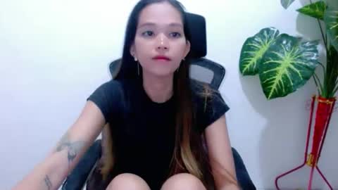 angelyn_slim online show from February 14, 9:50 am