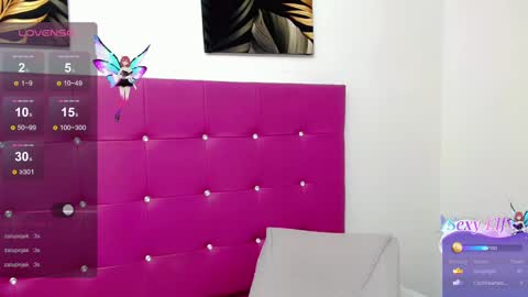 Snapshot of angie_arias chatting on February 22, 2:30 pm Angie online show from February 22, 2:30 pm