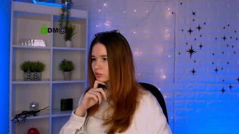 Snapshot of angie_foxy chatting on May 19, 9:15 am Angle online show from May 19, 9:15 am