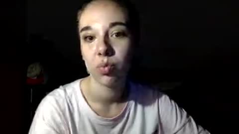 Snapshot of angle_cute05 chatting on June 25, 8:57 pm Angel Cute online show from June 25, 8:57 pm
