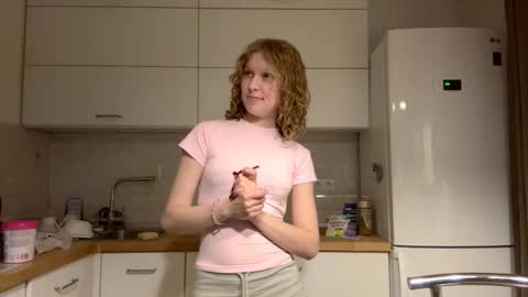 Snapshot of anglelazich chatting on November 28, 4:53 pm Hello My name is Sarah im new model here and little but shy. online show from November 28, 4:53 pm