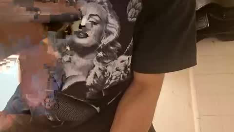 angrychicks83 online show from February 13, 1:40 pm