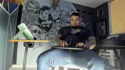 Snapshot of angus_6 chatting on September 16, 5:03 pm angus_6 online show from September 16, 5:03 pm