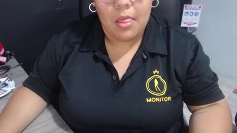 Snapshot of angy_ro12 chatting on April 30, 3:07 pm angy online show from April 30, 3:07 pm