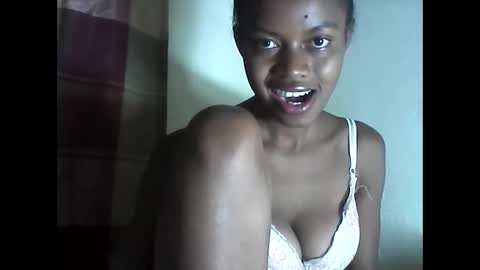 anicha_69 online show from May 27, 11:35 pm