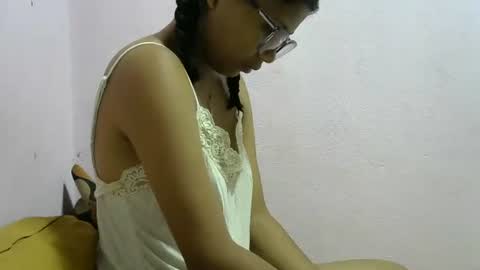 Snapshot of anielah chatting on November 1, 12:18 pm anielah online show from November 1, 12:18 pm