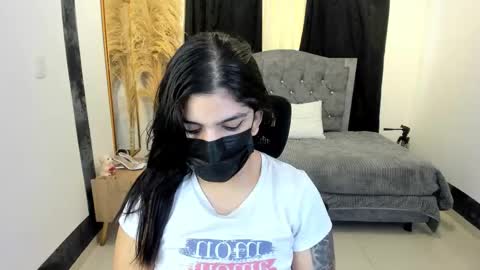 Snapshot of aniisaalii chatting on February 5, 1:38 pm Anissa online show from February 5, 1:38 pm