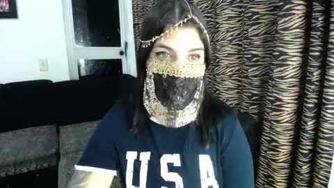 Snapshot of aniisaalii chatting on February 18, 3:46 am Anissa online show from February 18, 3:46 am