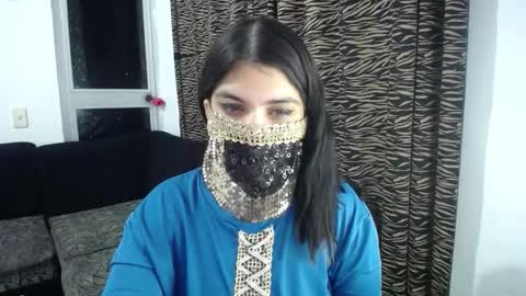 Snapshot of aniisaalii chatting on February 25, 2:32 am Anissa online show from February 25, 2:32 am