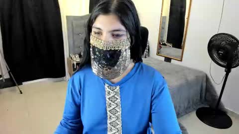 Snapshot of aniisaalii chatting on February 25, 3:54 pm Anissa online show from February 25, 3:54 pm