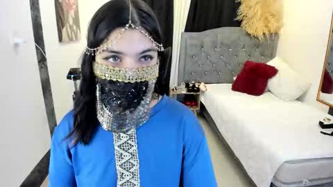Snapshot of aniisaalii chatting on March 3, 12:33 pm Anissa online show from March 3, 12:33 pm