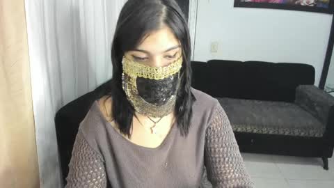 Snapshot of aniisaalii chatting on April 3, 3:37 am Anissa online show from April 3, 3:37 am