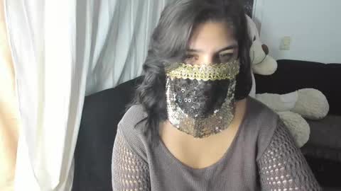 Snapshot of aniisaalii chatting on April 11, 4:28 am Anissa online show from April 11, 4:28 am