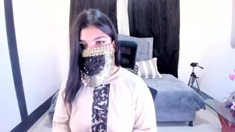 Snapshot of aniisaalii chatting on April 11, 12:20 pm Anissa online show from April 11, 12:20 pm