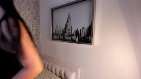 anika_h online show from May 7, 12:10 pm