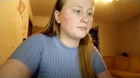 Snapshot of anika_lipps chatting on October 2, 6:59 pm Anika online show from October 2, 6:59 pm