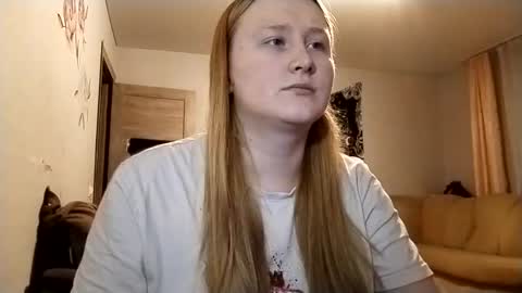 Snapshot of anika_lipps chatting on October 5, 9:24 pm Anika online show from October 5, 9:24 pm