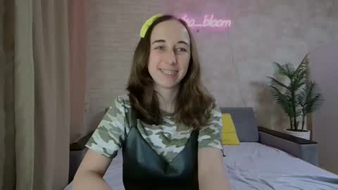 anikabloom online show from January 31, 11:24 pm