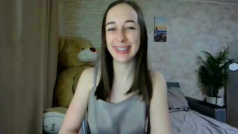 Snapshot of anikabloom chatting on February 6, 12:15 am anikabloom online show from February 6, 12:15 am