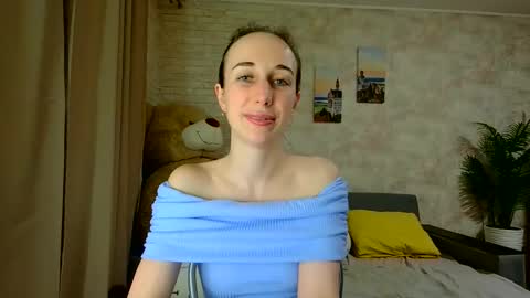 Snapshot of anikabloom chatting on February 16, 2:18 am anikabloom online show from February 16, 2:18 am