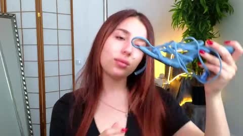 Anika online show from May 21, 7:15 am