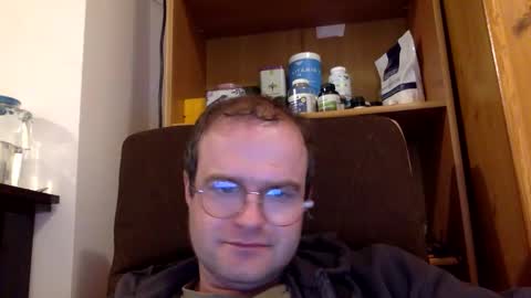 Snapshot of animal_michael chatting on March 7, 1:13 am animal_michael online show from March 7, 1:13 am