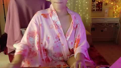 Anisahade online show from April 4, 3:09 pm