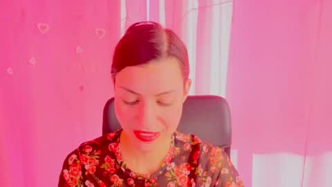 Anni online show from March 24, 2:11 pm