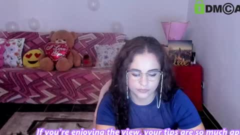 AnissyaX online show from May 22, 2:51 am