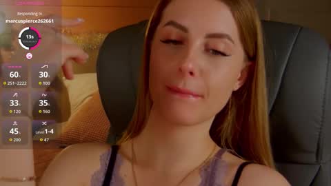 Snapshot of anita_blairr chatting on January 17, 12:59 am Anita online show from January 17, 12:59 am