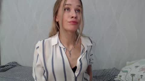 Snapshot of anita_delicious chatting on February 4, 3:26 pm anita_delicious online show from February 4, 3:26 pm