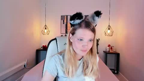 Anita online show from July 17, 7:59 am