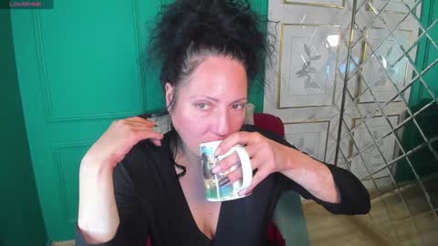 Snapshot of anita_muse chatting on December 1, 4:29 pm Anita online show from December 1, 4:29 pm