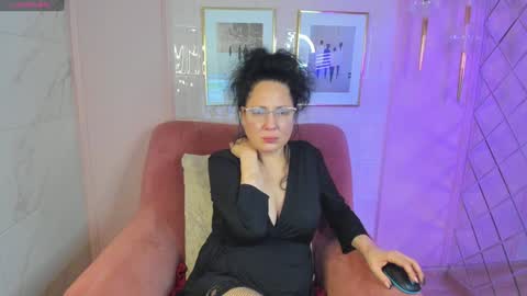 Snapshot of anita_muse chatting on December 20, 1:14 am Anita online show from December 20, 1:14 am