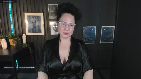 Snapshot of anita_muse chatting on January 4, 4:54 pm Anita online show from January 4, 4:54 pm