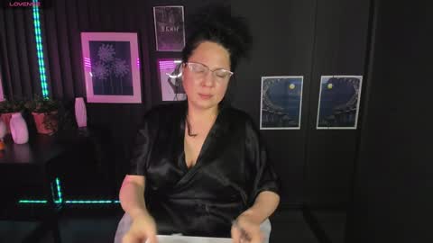 Snapshot of anita_muse chatting on January 5, 1:56 am Anita online show from January 5, 1:56 am