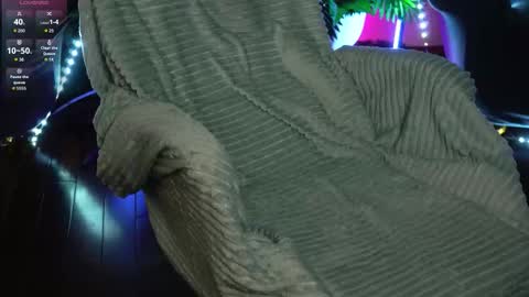 anita_von online show from March 2, 5:08 am