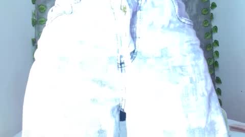 Anita Correa online show from April 4, 7:44 pm