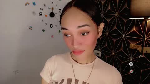 Snapshot of anitaguen chatting on December 8, 3:43 am anita online show from December 8, 3:43 am