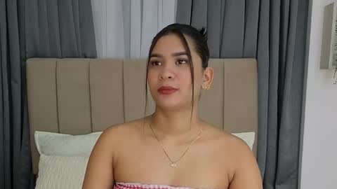 Snapshot of anittafoxx chatting on May 1, 9:19 pm anittafoxx online show from May 1, 9:19 pm
