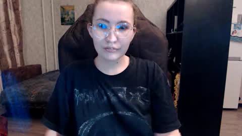 Snapshot of ankey_rayah chatting on March 31, 10:21 pm Nameless online show from March 31, 10:21 pm