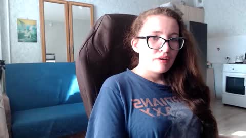 Snapshot of ankey_rayah chatting on April 4, 10:24 am Nameless online show from April 4, 10:24 am