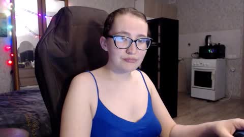 Snapshot of ankey_rayah chatting on April 19, 4:06 pm Nameless online show from April 19, 4:06 pm
